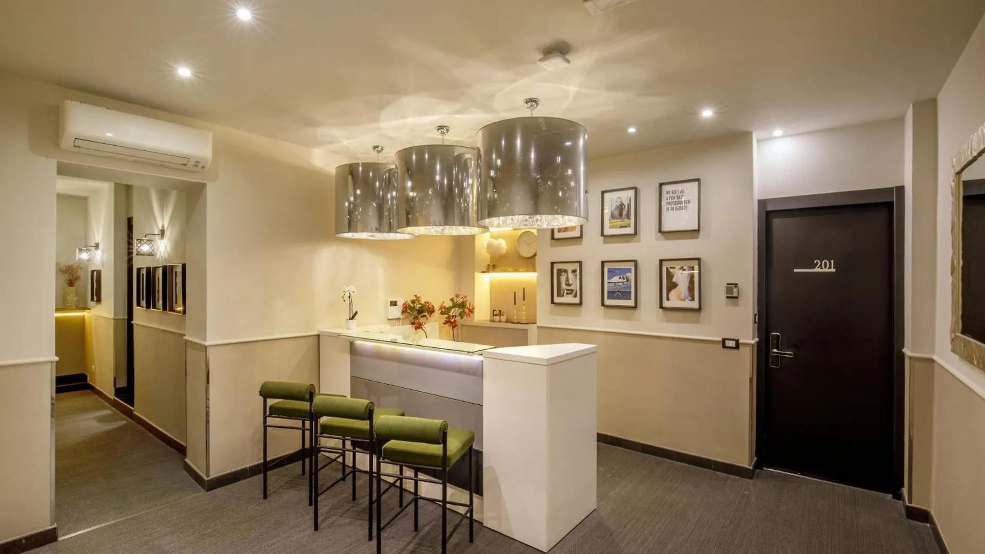 Condotti Boutique Hotel Rome 4*,